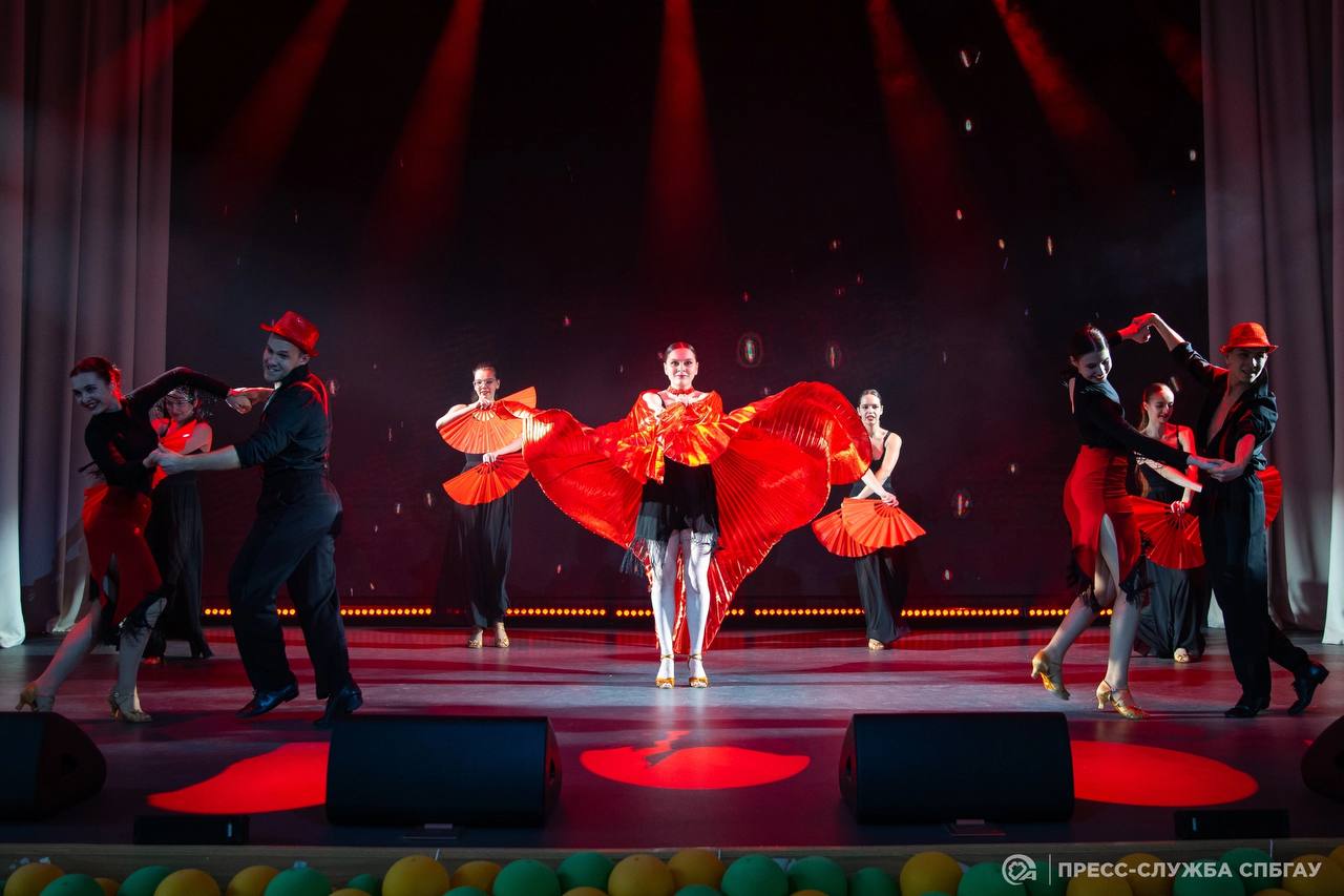 ГАЛЕРЕЯ Коллектив Бальных Танцев «ФИЕСТА»