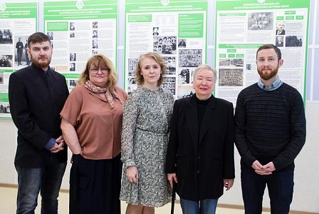 создатели экспозиции.jpg